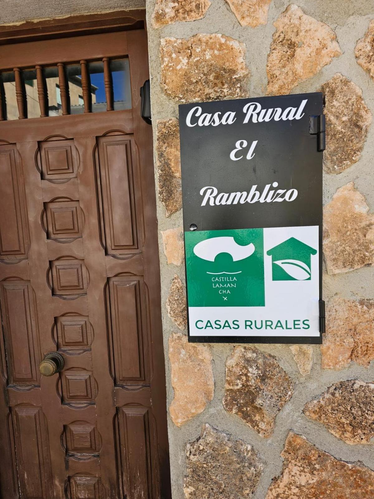 Casa Rural Ramblizo Elche de la Sierra Exteriör bild